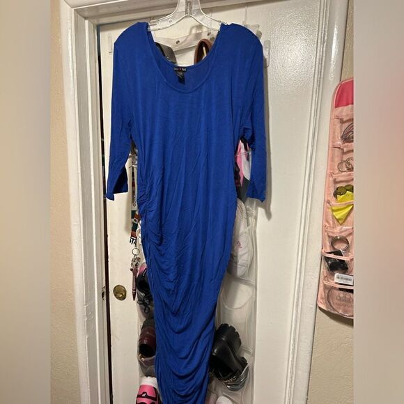 EUC Love Arie ruching dress - Picture 2 of 8